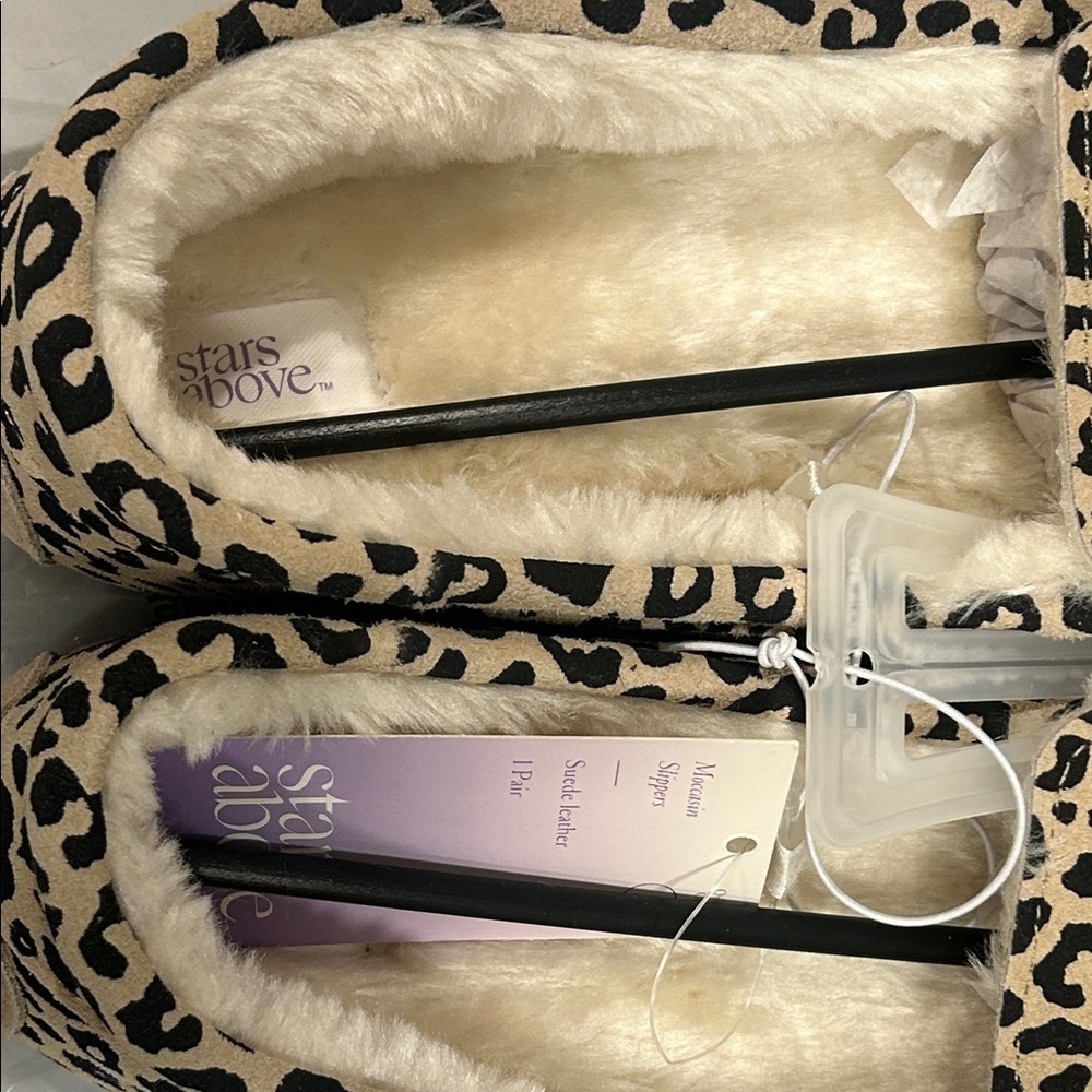 Stars Above Tan Leopard Print Moccasins - Picture 4 of 6